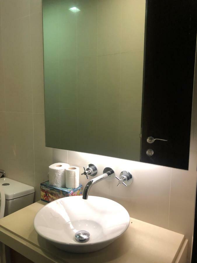 The Suites At Waterside Straits Quay By Plush Bagan Jermal Værelse billede